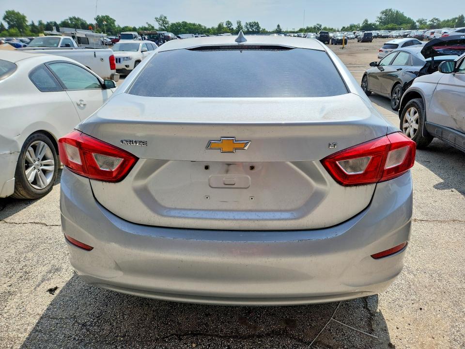 Продажа на аукционе авто 2017 Chevrolet Cruze, vin: 1G1BE5SM6H7175419, номер лота: 60228006