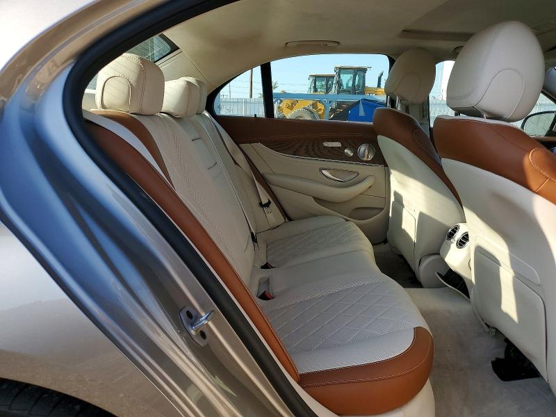 Продажа на аукционе авто 2022 Mercedes-benz E, vin: W1KZF8EB4NB029467, номер лота: 61039026