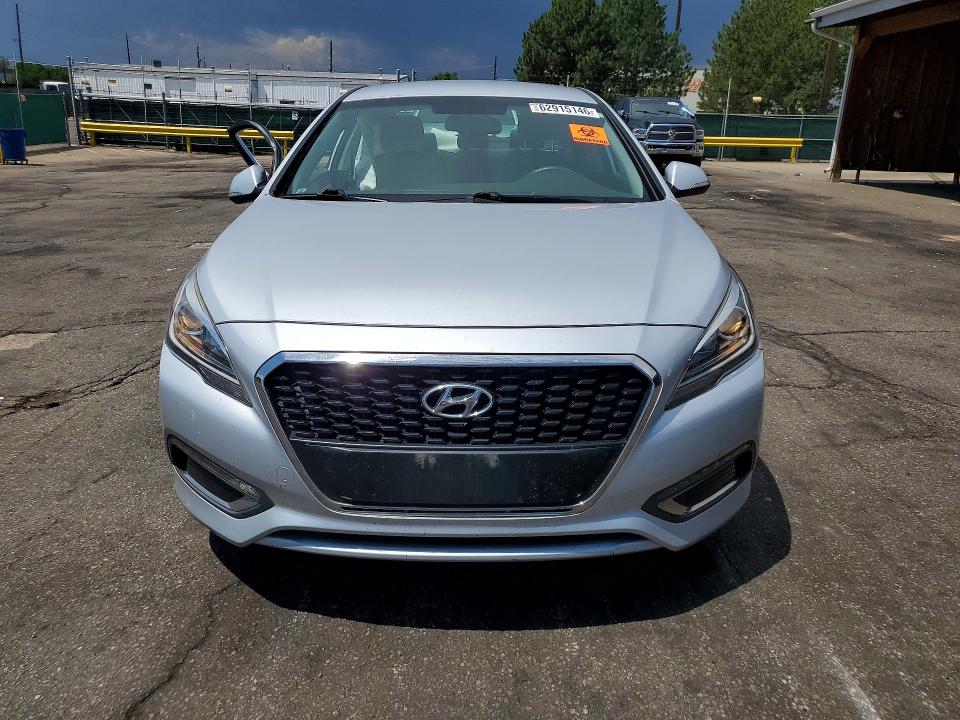 2017 Hyundai Sonata Hybrid მანქანა იყიდება აუქციონზე, vin: KMHE24L36HA067250, აუქციონის ნომერი: 62915146