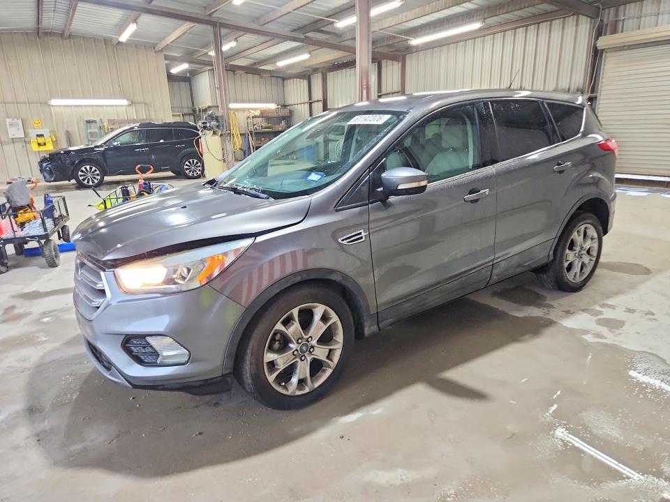2013 Ford Escape მანქანა იყიდება აუქციონზე, vin: 1FMCU0HX7DUB47574, აუქციონის ნომერი: 61147376