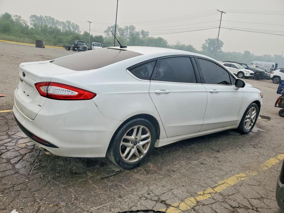 61180036 :رقم المزاد ، 3FA6P0H73GR185538 vin ، 2016 Ford Fusion مزاد بيع