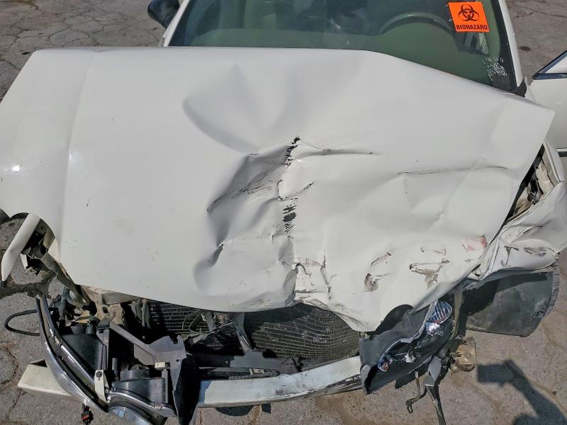 59179446 :رقم المزاد ، 2G4WD582761127886 vin ، 2006 Buick Lacrosse مزاد بيع