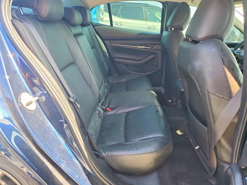61753946 :رقم المزاد ، 3MZBPBDM6LM132322 vin ، 2020 Mazda 3 مزاد بيع