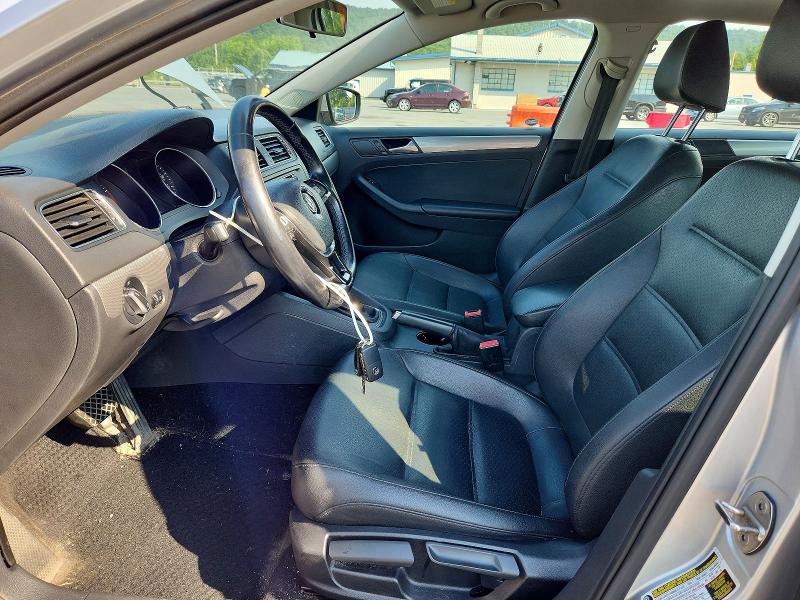 60989496 :رقم المزاد ، 3VWD17AJ1FM296454 vin ، 2015 Volkswagen Jetta مزاد بيع