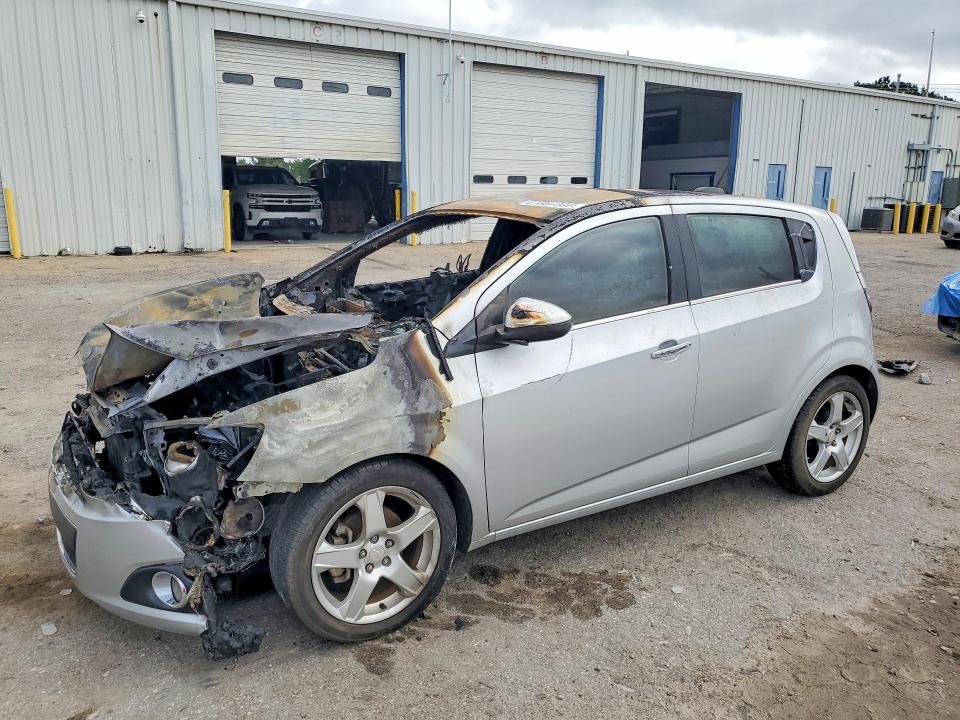 Продажа на аукционе авто 2016 Chevrolet Sonic, vin: 1G1JE6SB6G4142890, номер лота: 61864906