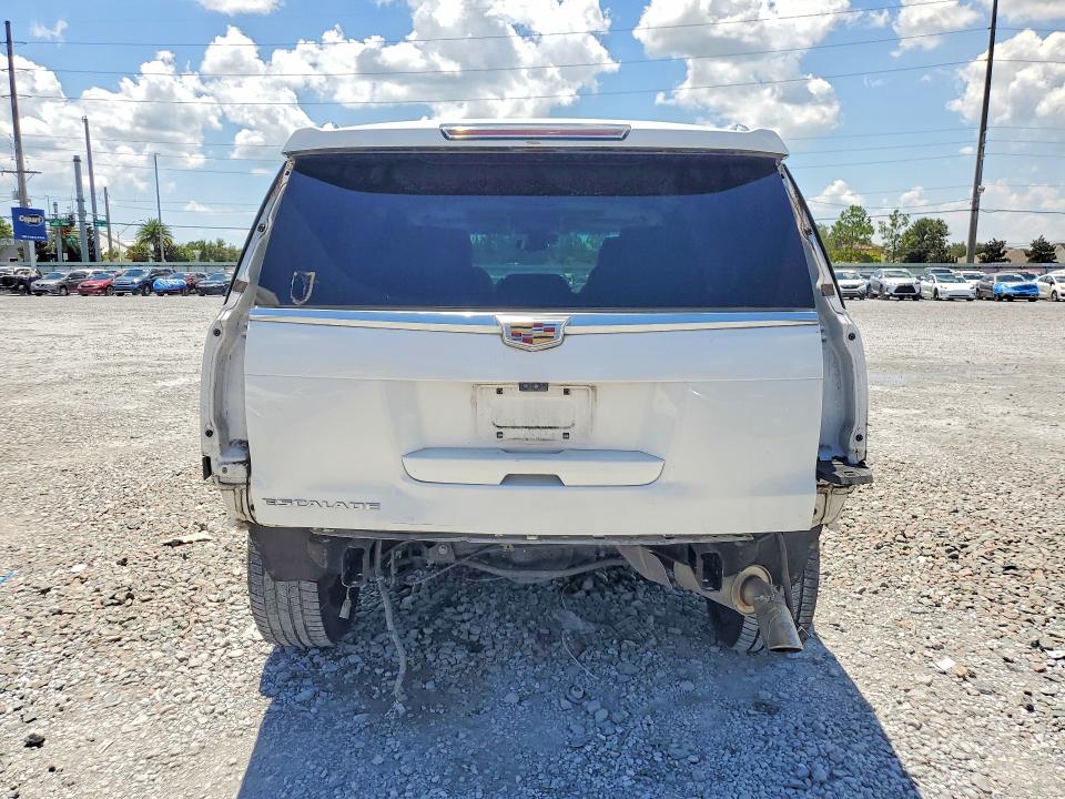 62064036 :رقم المزاد ، 1GYS3BKJ7JR403529 vin ، 2018 Cadillac Escalade مزاد بيع