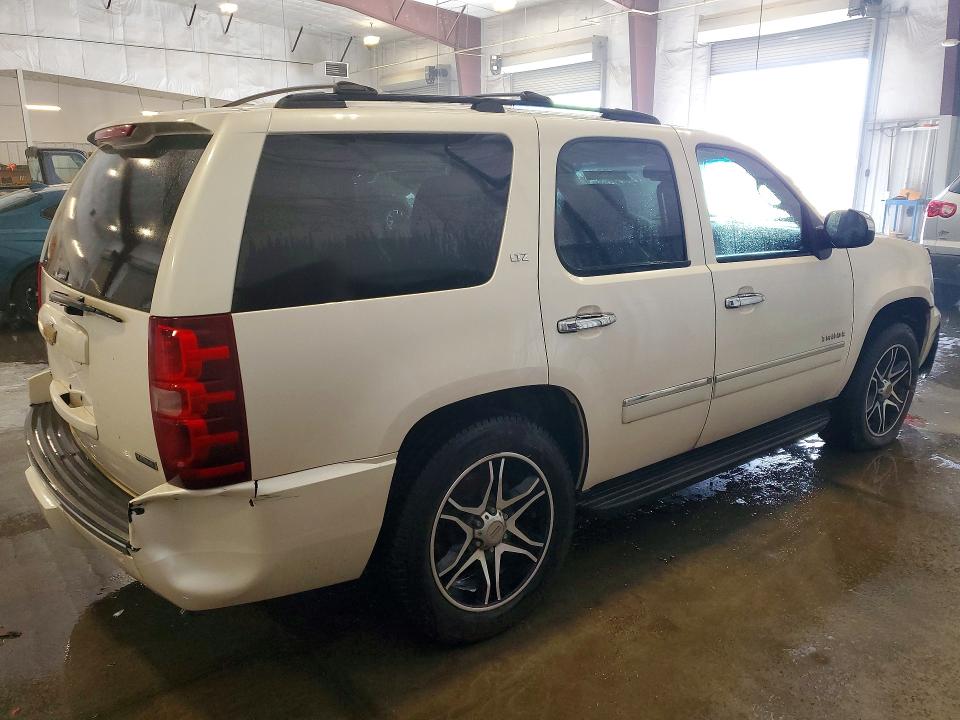 59852746 :رقم المزاد ، 1GNSKCE08CR245858 vin ، 2012 Chevrolet Tahoe مزاد بيع