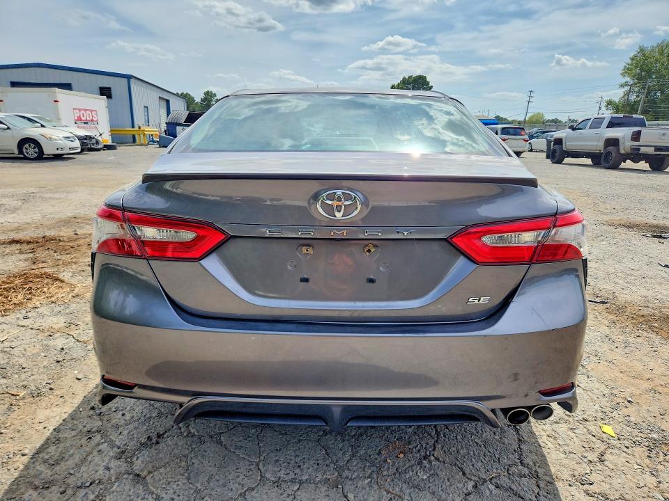 Aukcja sprzedaży 2018 Toyota Camry, vin: 4T1B11HK1JU100485, numer aukcji: 62715036