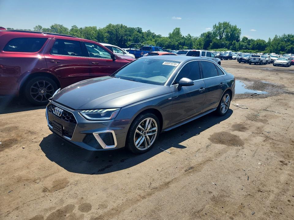 60001076 :رقم المزاد ، WAUEAAF47MA014168 vin ، 2021 Audi A4 مزاد بيع