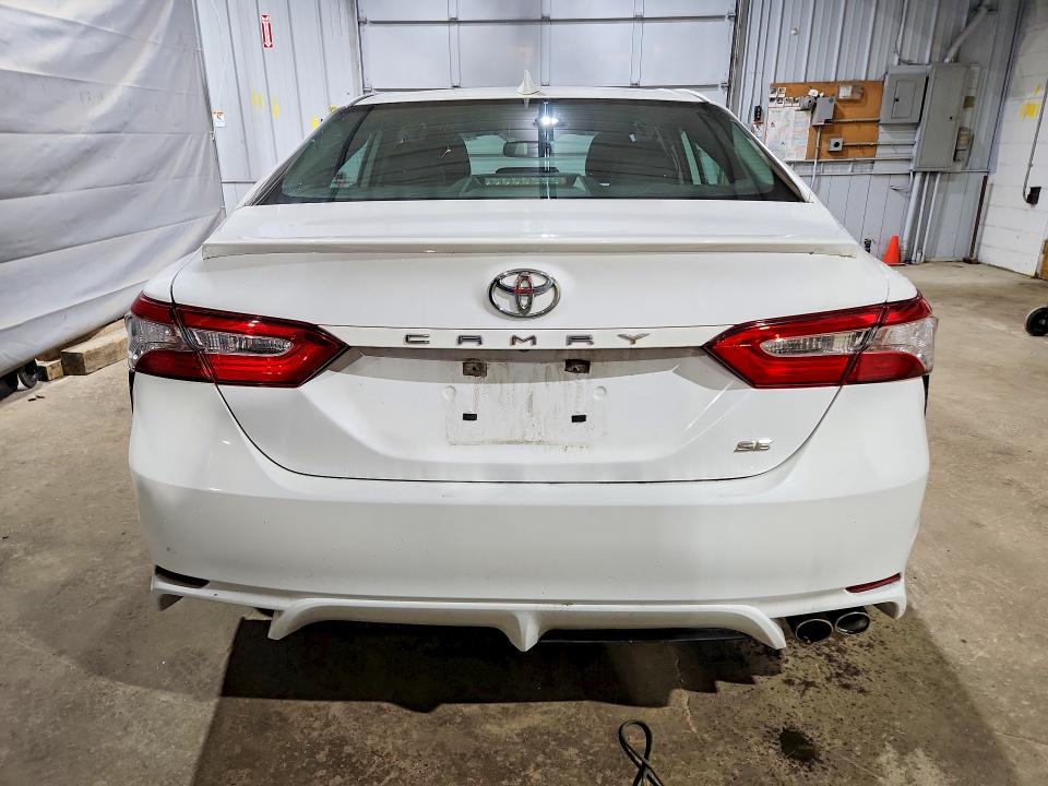 2019 Toyota Camry მანქანა იყიდება აუქციონზე, vin: 4T1B11HK2KU770418, აუქციონის ნომერი: 59376276
