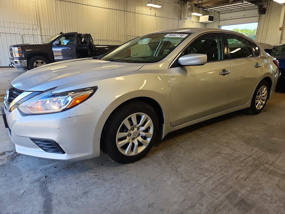 Продаж на аукціоні авто 2018 Nissan Altima, vin: 1N4AL3AP9JC476066, номер лоту: 59642716