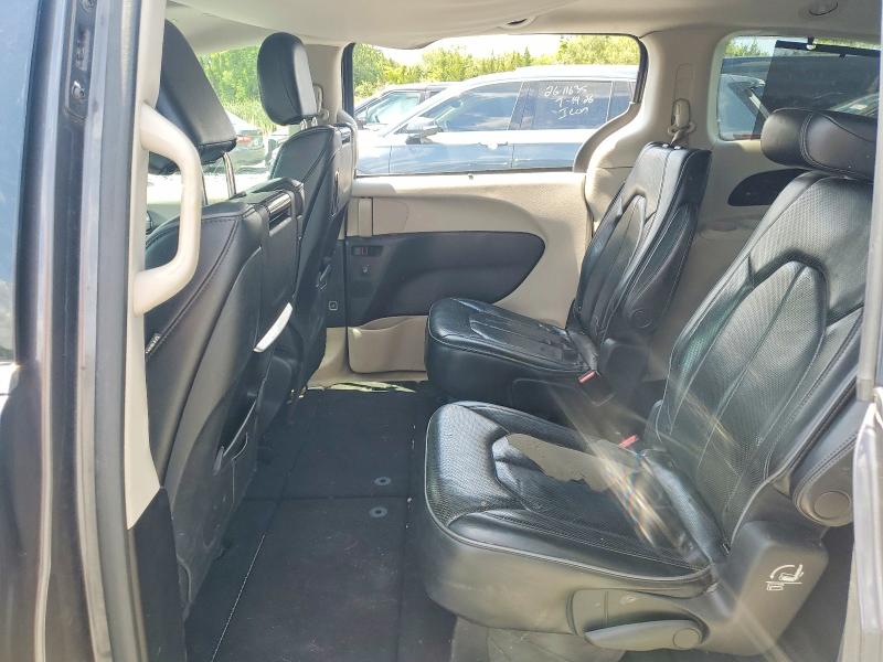 63192546 :رقم المزاد ، 2C4RC1GG8KR589265 vin ، 2019 Chrysler Pacifica مزاد بيع