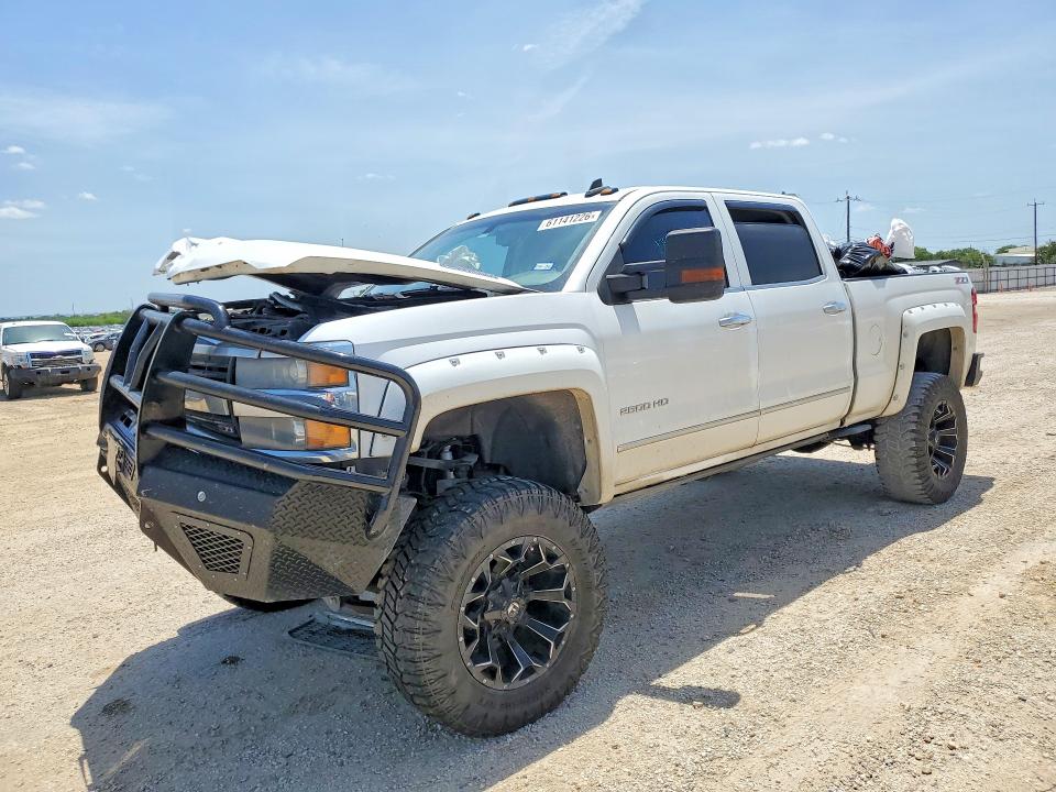 Продаж на аукціоні авто 2015 Chevrolet Silverado, vin: 1GC1KWE86FF549014, номер лоту: 61141226