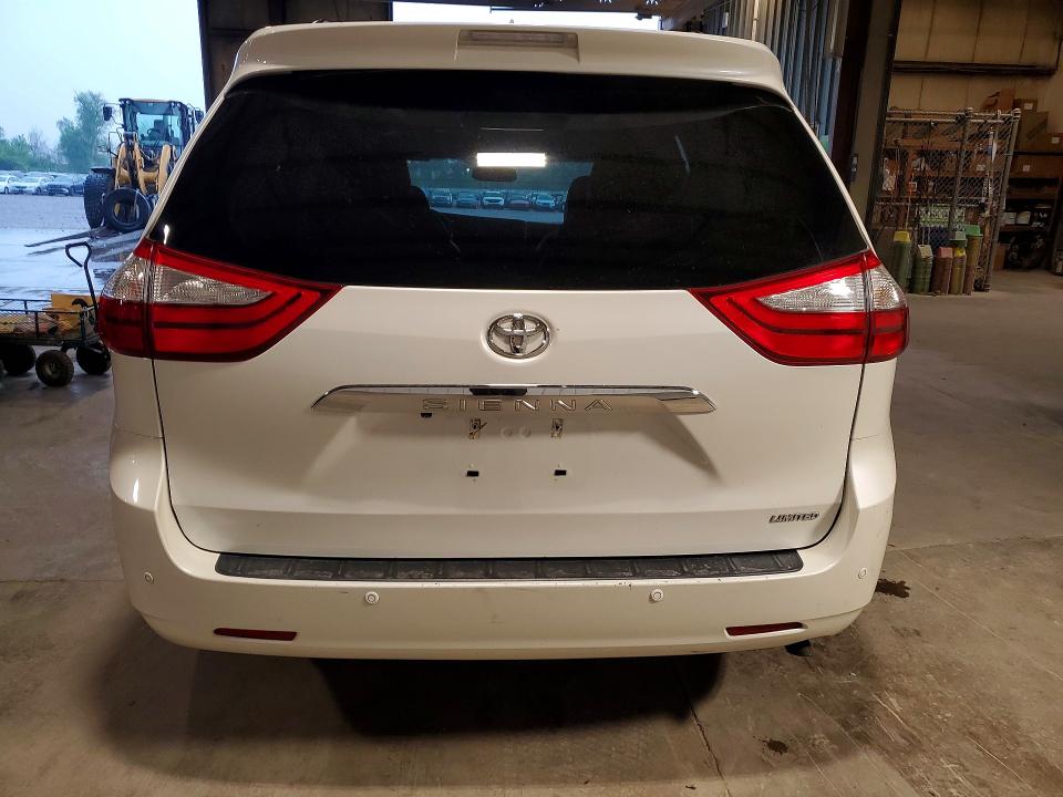 Aukcja sprzedaży 2015 Toyota Sienna, vin: 5TDYK3DC1FS587463, numer aukcji: 61539056