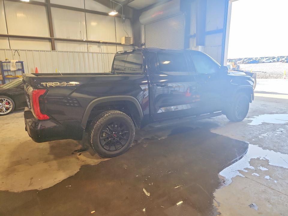 Продажа на аукционе авто 2026 Toyota Tundra, vin: 5TFWA5DB2TX363492, номер лота: 60471476