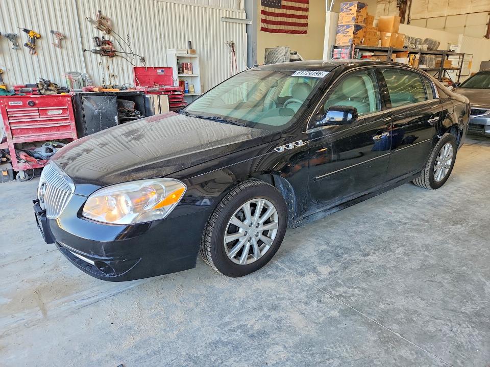 61724196 :رقم المزاد ، 1G4HC5EM0BU148577 vin ، 2011 Buick Lucerne مزاد بيع