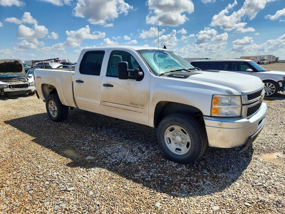 61088106 :رقم المزاد ، 1GC1KXCG2EF184409 vin ، 2014 Chevrolet Silverado مزاد بيع