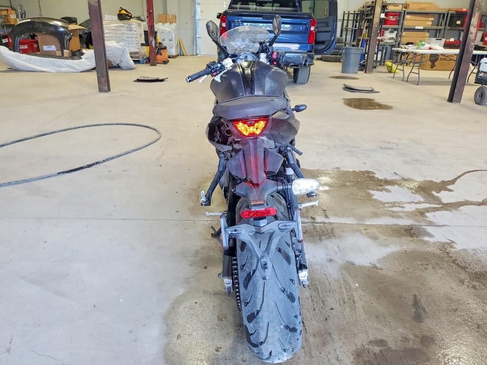 55110976 :رقم المزاد ، SMTL23UF6STBU7971 vin ، 2025 Triumph Motorcycle Daytona مزاد بيع