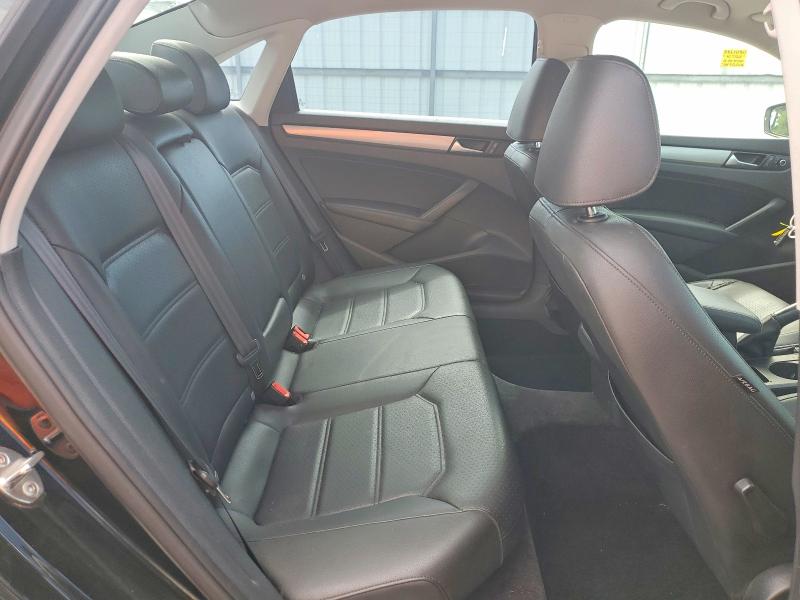 2015 Volkswagen Passat მანქანა იყიდება აუქციონზე, vin: 1VWAS7A34FC113812, აუქციონის ნომერი: 60045606