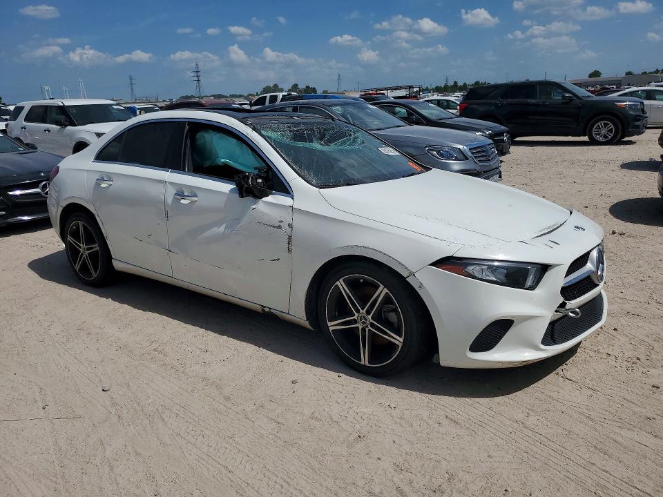 2019 Mercedes-benz A მანქანა იყიდება აუქციონზე, vin: WDD3G4EB4KW015634, აუქციონის ნომერი: 63195256