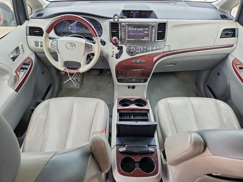 2012 Toyota Sienna მანქანა იყიდება აუქციონზე, vin: 5TDYK3DC5CS235580, აუქციონის ნომერი: 59735136