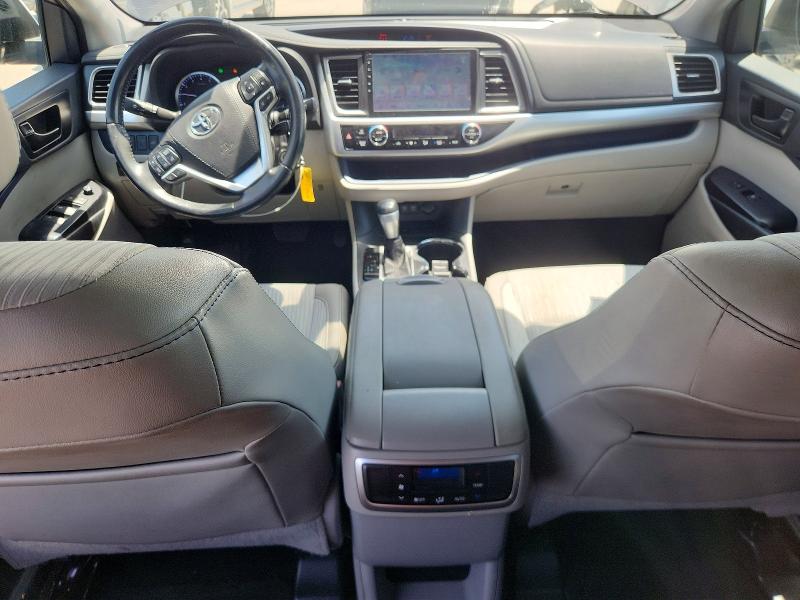 2019 Toyota Highlander მანქანა იყიდება აუქციონზე, vin: 5TDZZRFH8KS325090, აუქციონის ნომერი: 62052546