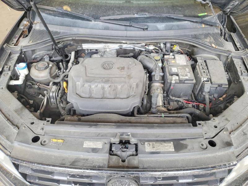 Продажа на аукционе авто 2018 Volkswagen Tiguan, vin: 3VV3B7AX7JM106568, номер лота: 61582416