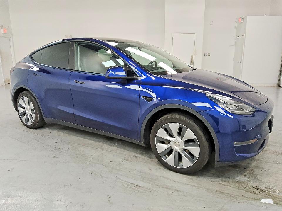 Продаж на аукціоні авто 2023 Tesla Model Y, vin: 7SAYGDEE2PA119268, номер лоту: 61960406