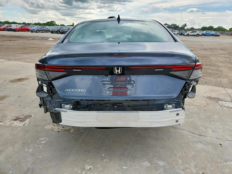 Продаж на аукціоні авто 2025 Honda Accord, vin: 1HGCY1F45SA087186, номер лоту: 62935956