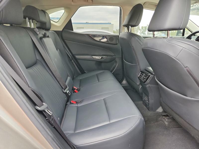 61795286 :رقم المزاد ، JTJAGCEZ7N5001615 vin ، 2022 Lexus Nx مزاد بيع