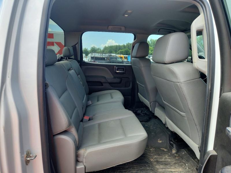 61111016 :رقم المزاد ، 1GT42VCY8JF276175 vin ، 2018 Gmc Sierra مزاد بيع