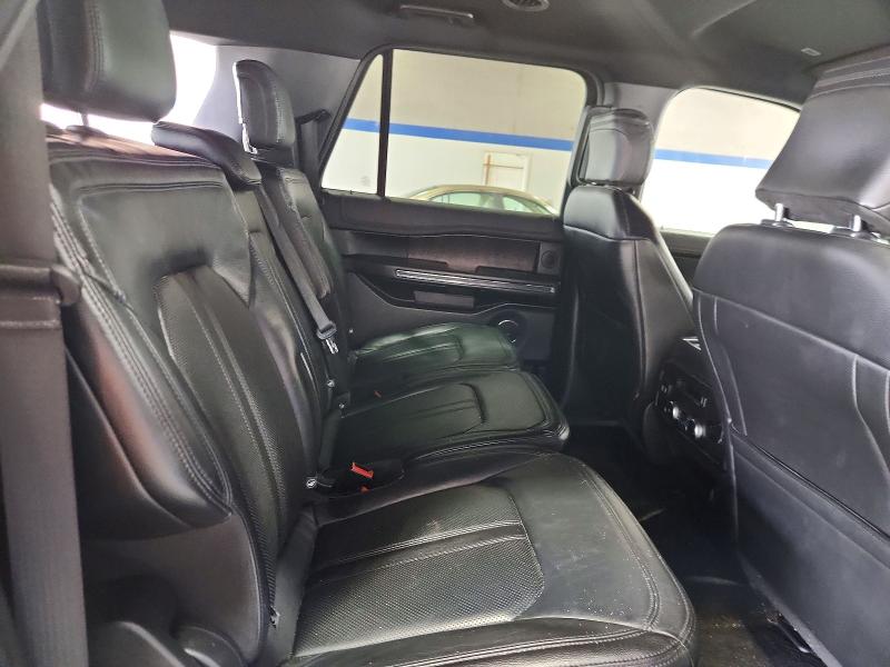 Продажа на аукционе авто 2018 Ford Expedition, vin: 1FMJK1KT2JEA24635, номер лота: 62120106