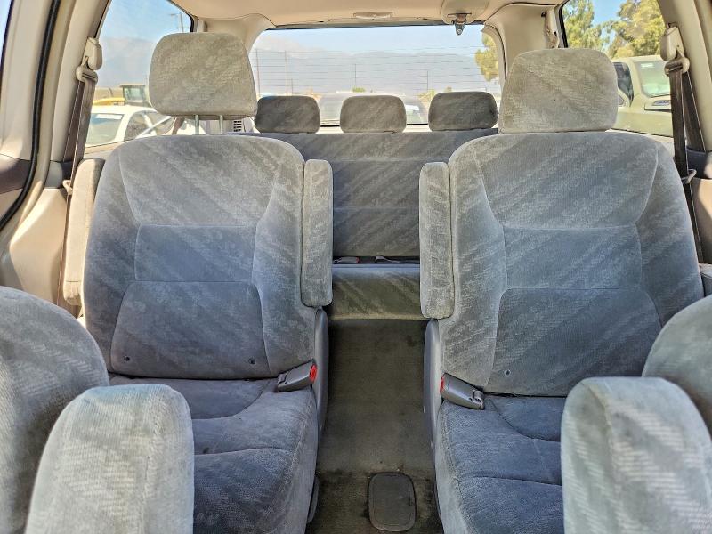 Продажа на аукционе авто 2004 Honda Odyssey, vin: 5FNRL18664B044010, номер лота: 59643636