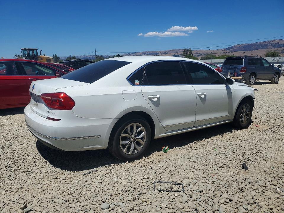 2016 Volkswagen Passat მანქანა იყიდება აუქციონზე, vin: 1VWAT7A36GC038075, აუქციონის ნომერი: 61085186