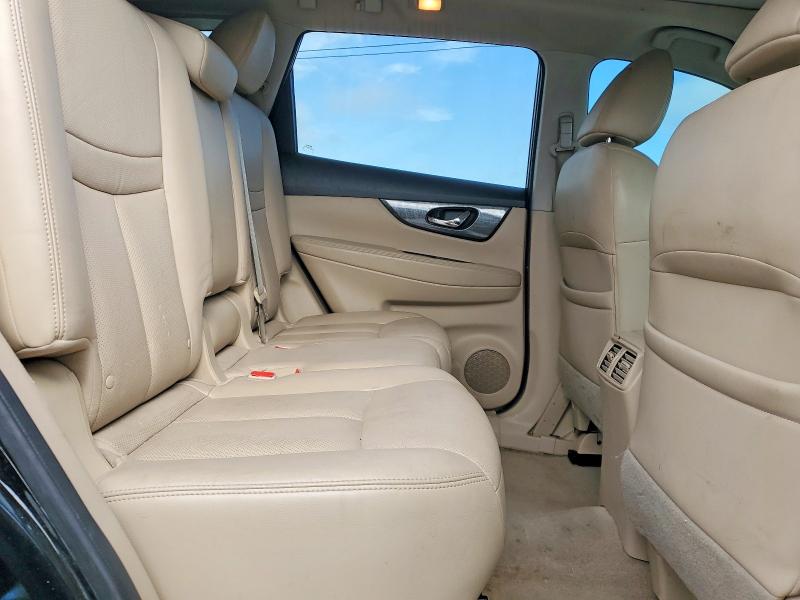 61043726 :رقم المزاد ، 5N1AT2MVXFC783859 vin ، 2015 Nissan Rogue مزاد بيع