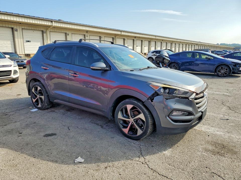 56195216 :رقم المزاد ، KM8J3CA2XGU074411 vin ، 2016 Hyundai Tucson مزاد بيع