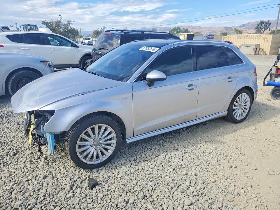 2016 Audi A3 მანქანა იყიდება აუქციონზე, vin: WAUTPBFF3GA107061, აუქციონის ნომერი: 61937676