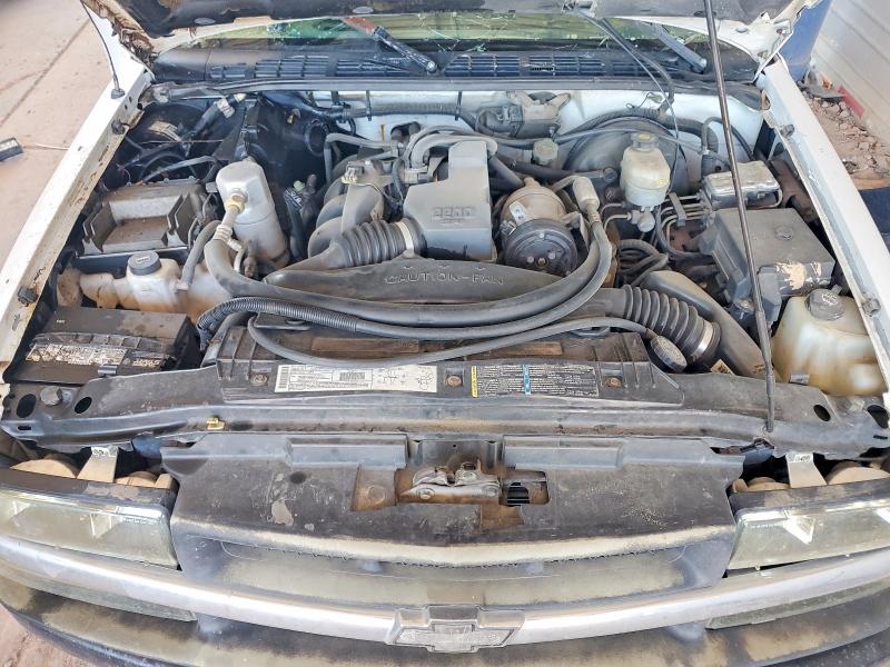 59745246 :رقم المزاد ، 1GCCS145228227438 vin ، 2002 Chevrolet S Truck مزاد بيع