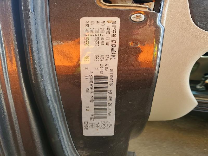 61935726 :رقم المزاد ، 2C4RDGDG1JR323685 vin ، 2018 Dodge Grand Caravan مزاد بيع