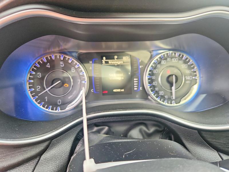 Продаж на аукціоні авто 2015 Chrysler 200, vin: 1C3CCCAB7FN667492, номер лоту: 61495676