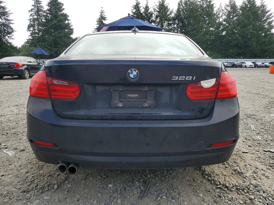 62279456 :رقم المزاد ، WBA3C1C58DF443076 vin ، 2013 Bmw 328 مزاد بيع