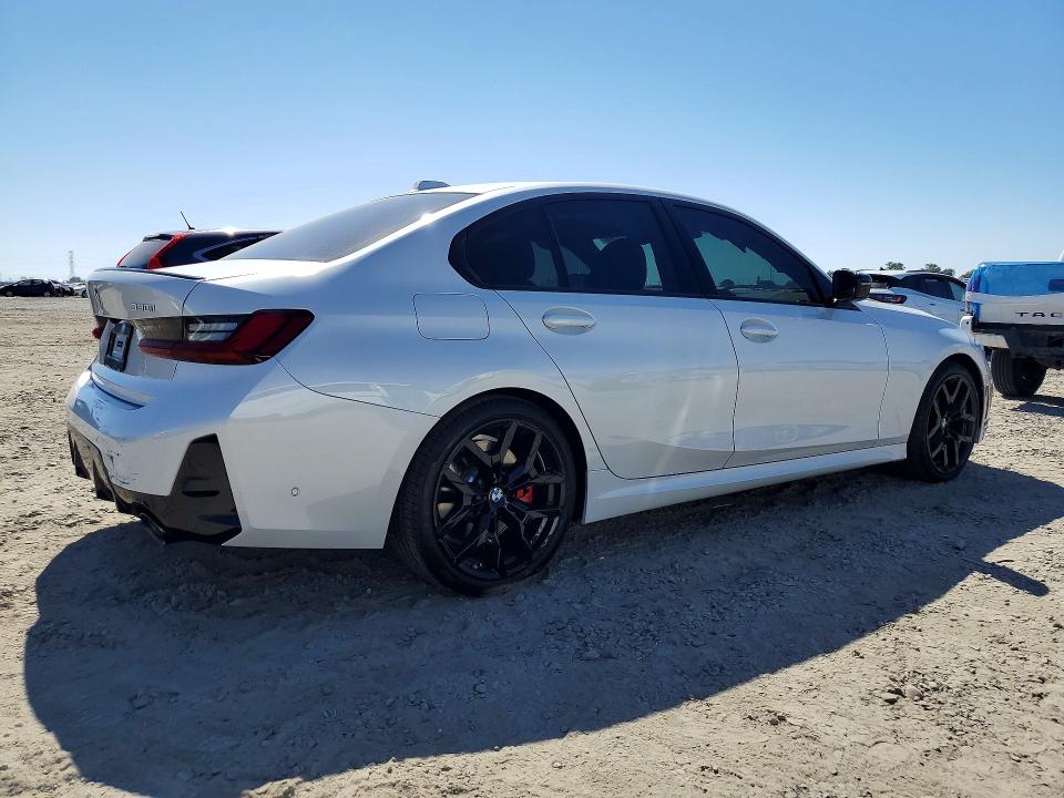 62611546 :رقم المزاد ، 3MW69CW00T8G12909 vin ، 2026 Bmw 330i مزاد بيع
