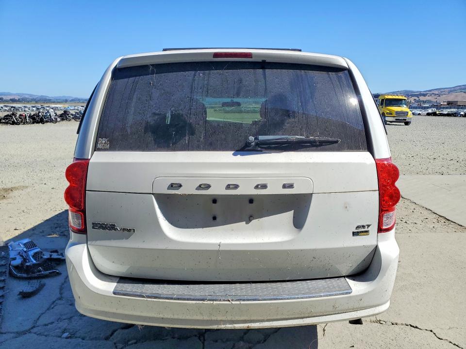 2015 Dodge Caravan მანქანა იყიდება აუქციონზე, vin: 2C4RDGCGXFR541178, აუქციონის ნომერი: 62004296