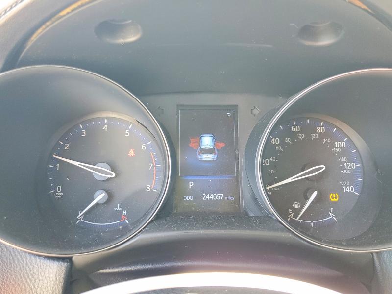 62132526 :رقم المزاد ، NMTKHMBX6JR050787 vin ، 2018 Toyota C-hr مزاد بيع