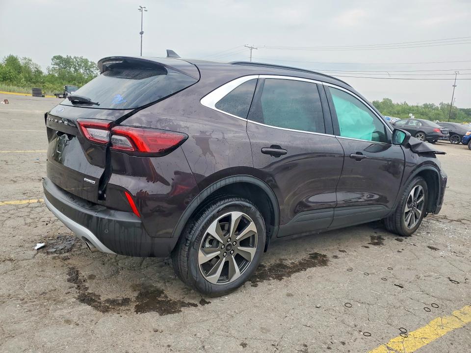 2023 Ford Escape მანქანა იყიდება აუქციონზე, vin: 1FMCU9JA5PUB11431, აუქციონის ნომერი: 62591436