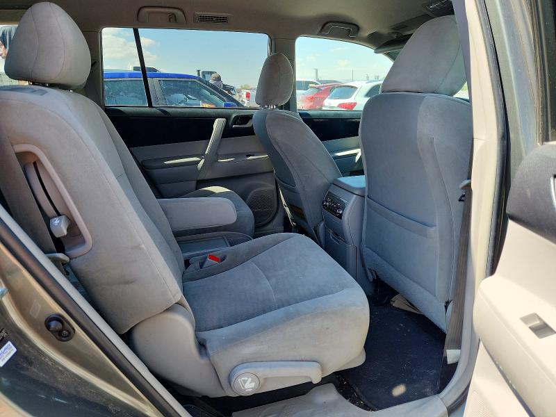 61231966 :رقم المزاد ، 5TDBK3EH9CS104281 vin ، 2012 Toyota Highlander مزاد بيع