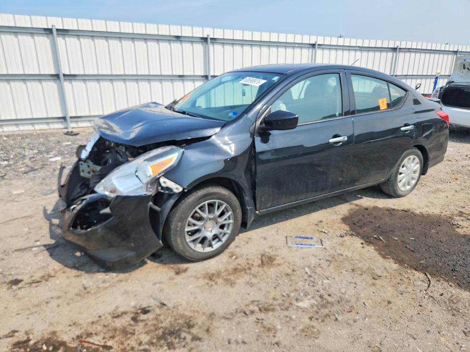 60690976 :رقم المزاد ، 3N1CN7AP9GL881106 vin ، 2016 Nissan Versa مزاد بيع
