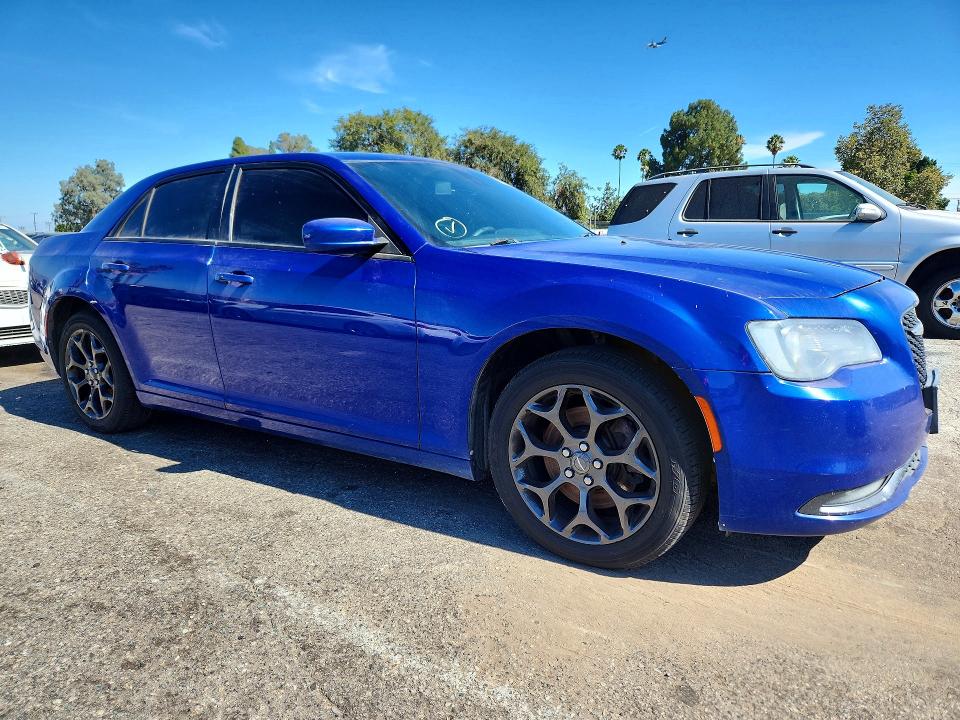 63043746 :رقم المزاد ، 2C3CCAGGXKH536826 vin ، 2019 Chrysler 300 مزاد بيع