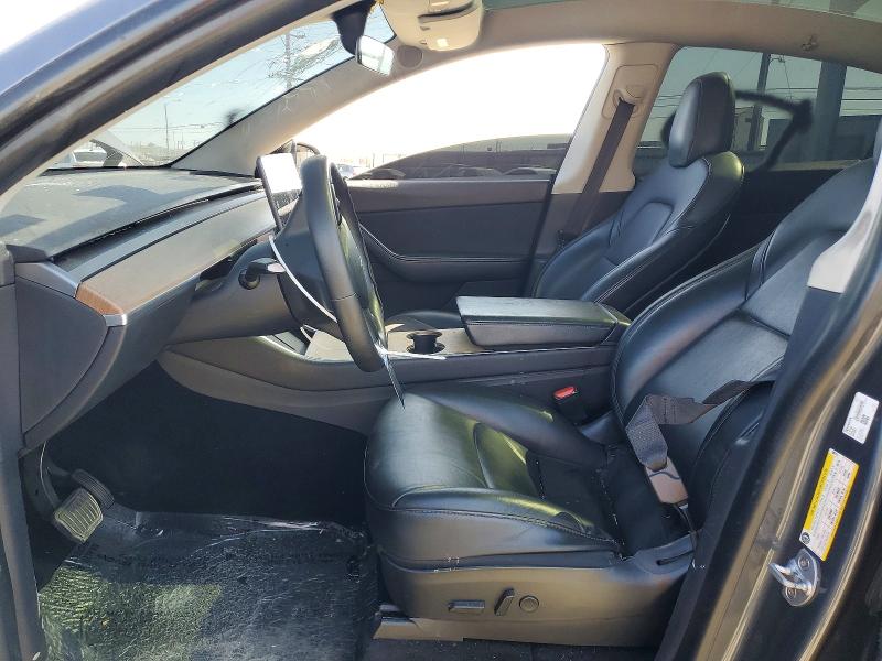 61635176 :رقم المزاد ، 5YJYGDEF1LF000114 vin ، 2020 Tesla Model Y مزاد بيع