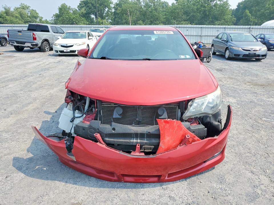 2014 Toyota Camry მანქანა იყიდება აუქციონზე, vin: 4T1BF1FK8EU728988, აუქციონის ნომერი: 61305726